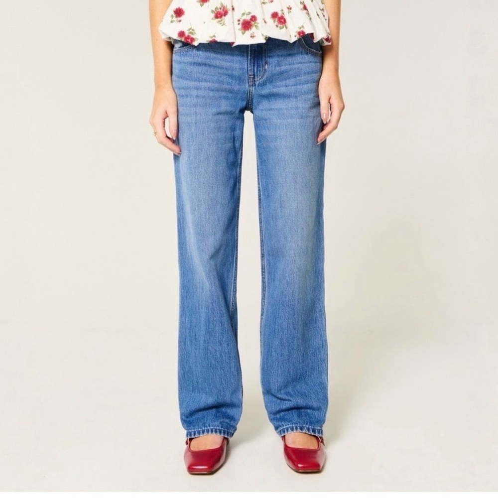 NWOT Hollister Low-Rise Loose Jeans Size 8R/W 29 Regular